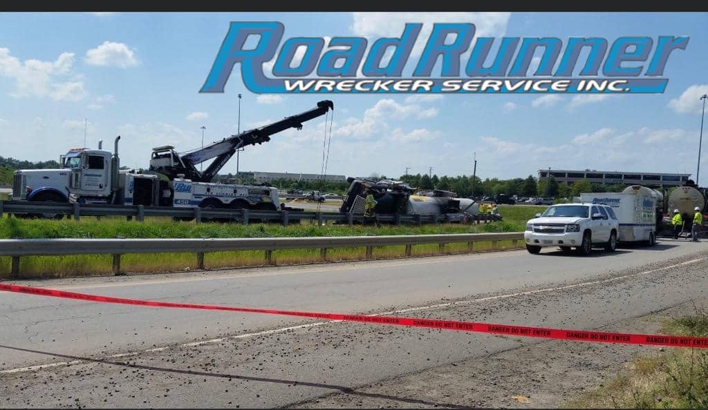 road runner wrecker service heavy duty towing IMG 20200528 WA0000 1