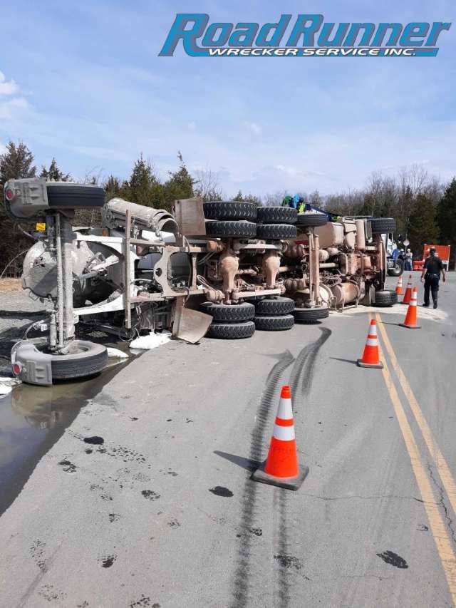 Heavy Duty Towing Cement Mixer Roll Over