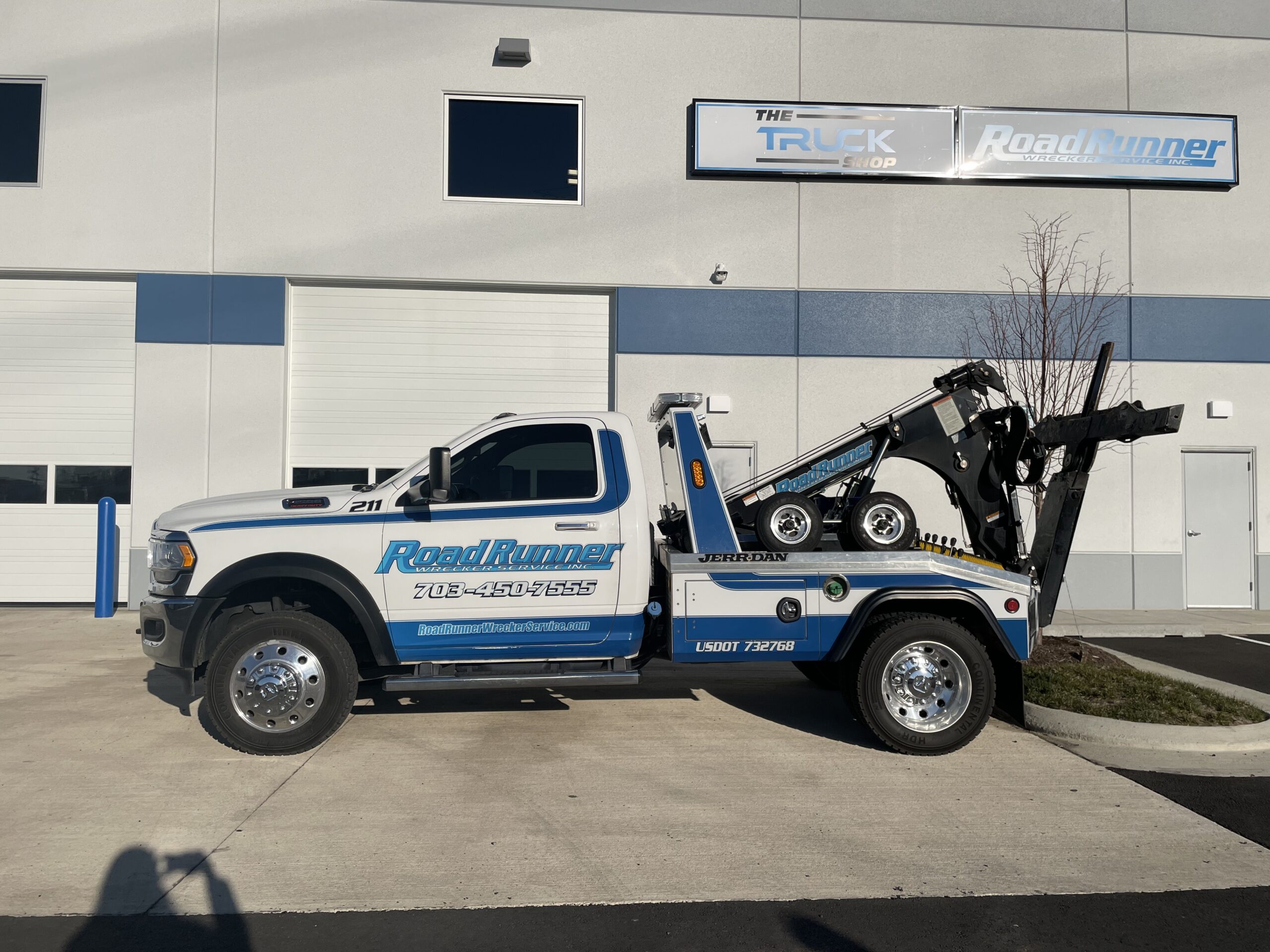 road runner wrecker service light duty towing IMG 1928