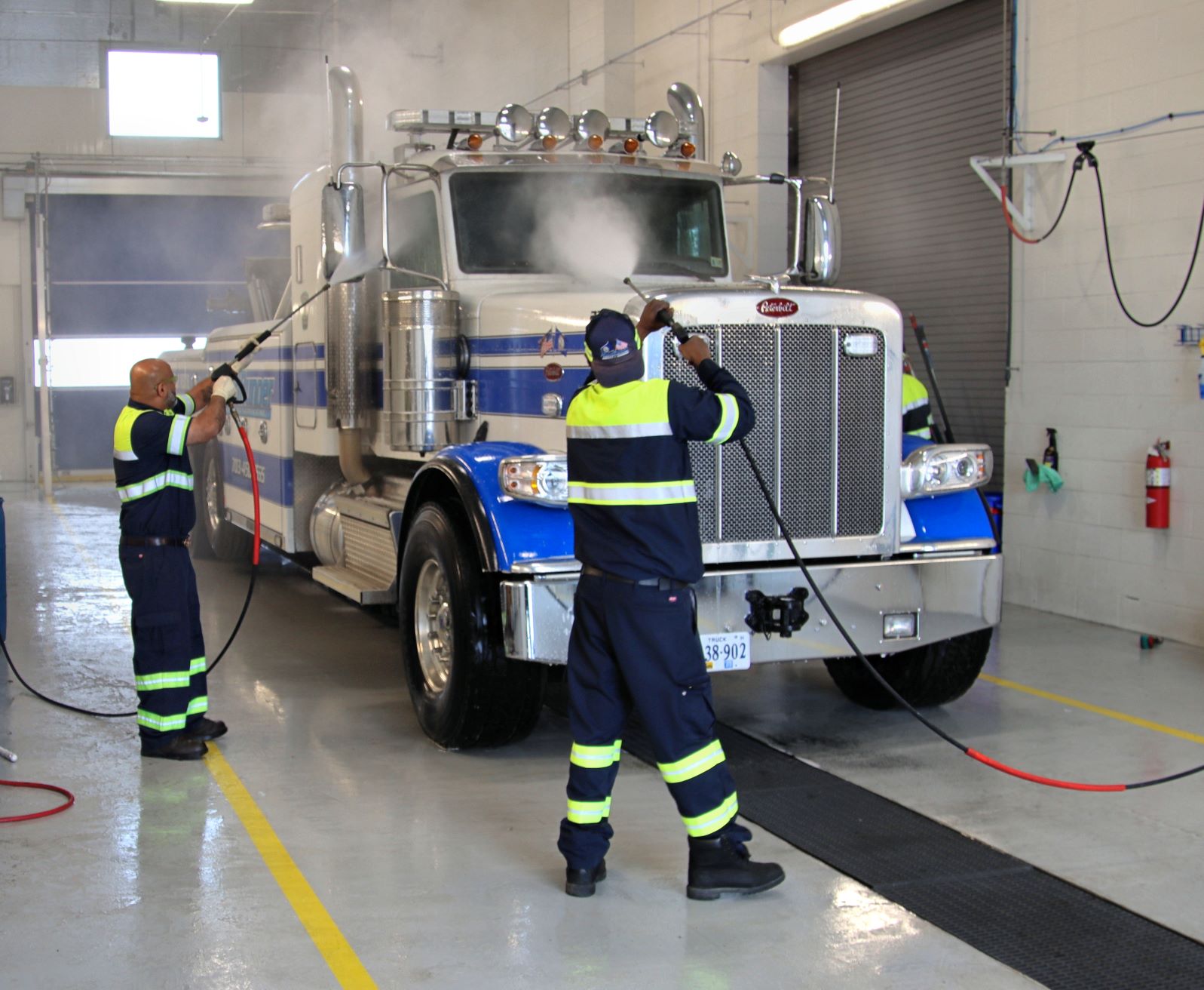 road runner wrecker service team 300455058 10159204181239075 9000321631077867630 n